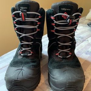 Columbia youth waterproof insulated snow boots